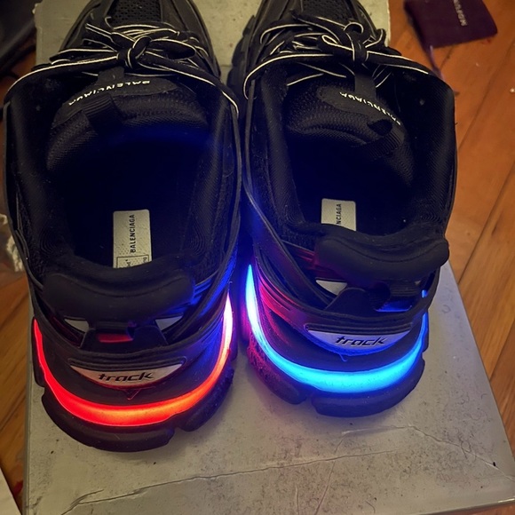 Balenciaga LED Tracks- size 10 - Picture 3 of 9